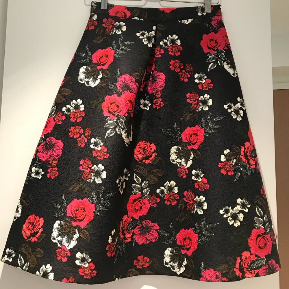 Poppy flowers skirt